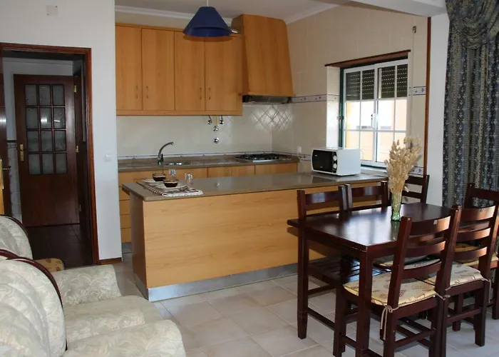 Vina's Place نازاريه