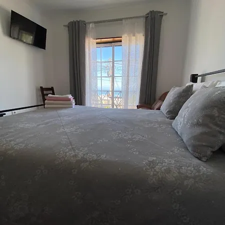 Vina's Place Nazare