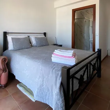 Vina's Place Bed and Breakfast