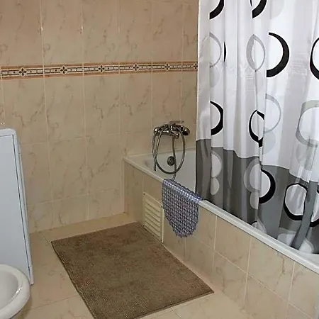 Vina's Place Bed & Breakfast