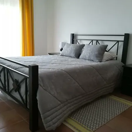 Vina's Place * Ναζαρέ